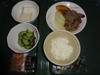 病院食(夕8).jpg